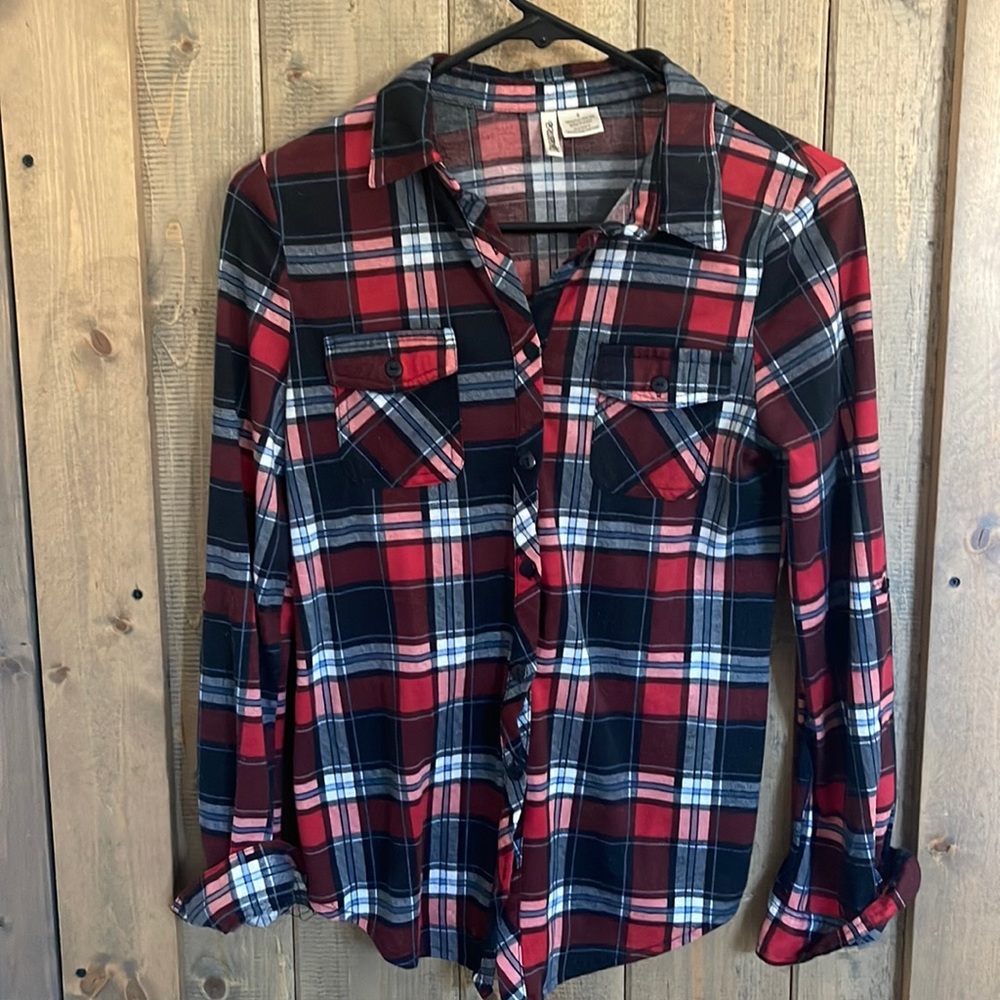 Plaid flannel- fitted; purchased from Buckle. Lightly used